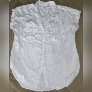 Cloth and Stone white button up short sleeve blouse size large